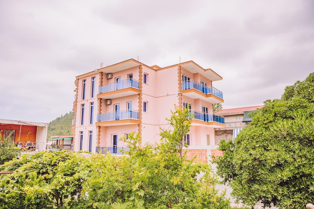 Apartments Krstovic Сутоморе Экстерьер фото