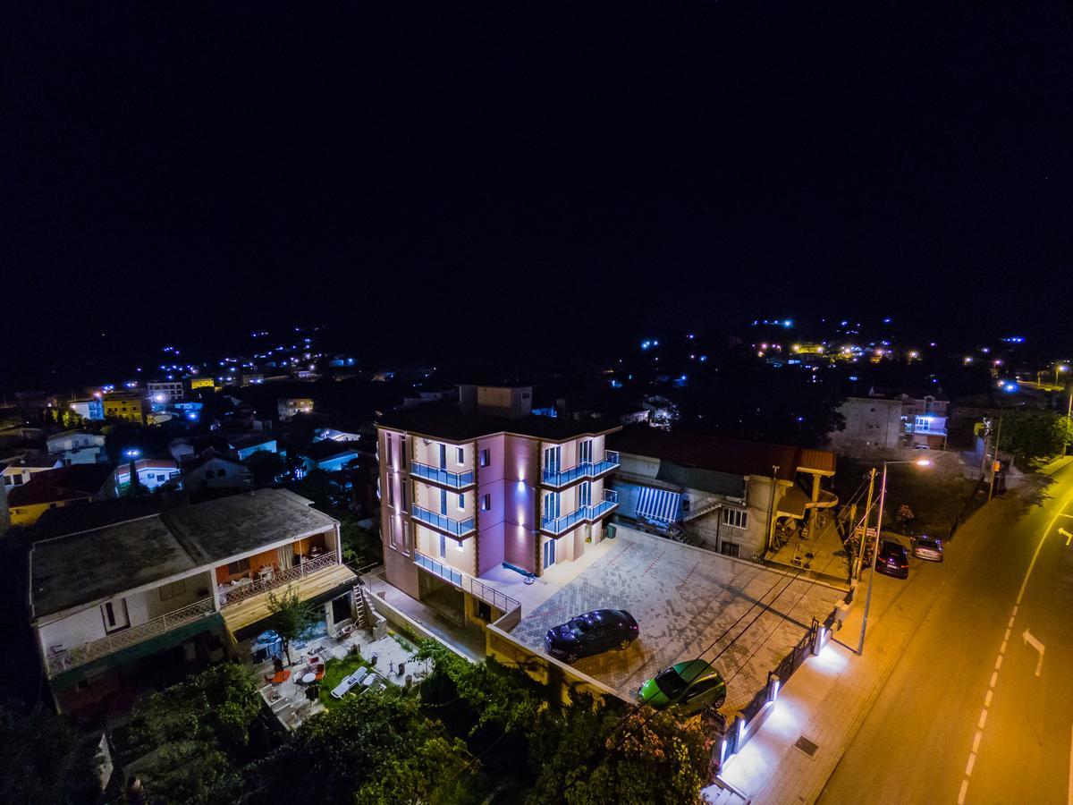 Apartments Krstovic Сутоморе Экстерьер фото