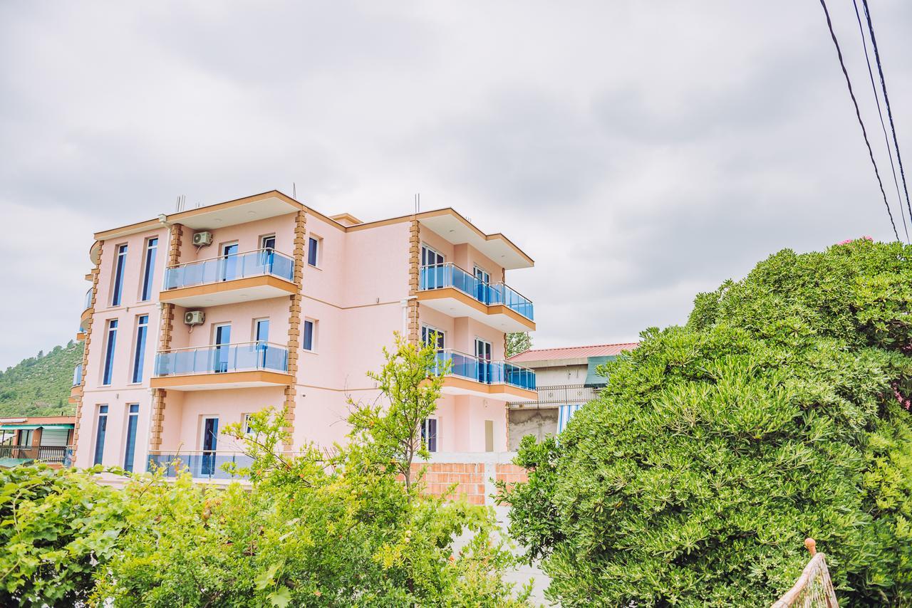 Apartments Krstovic Сутоморе Экстерьер фото