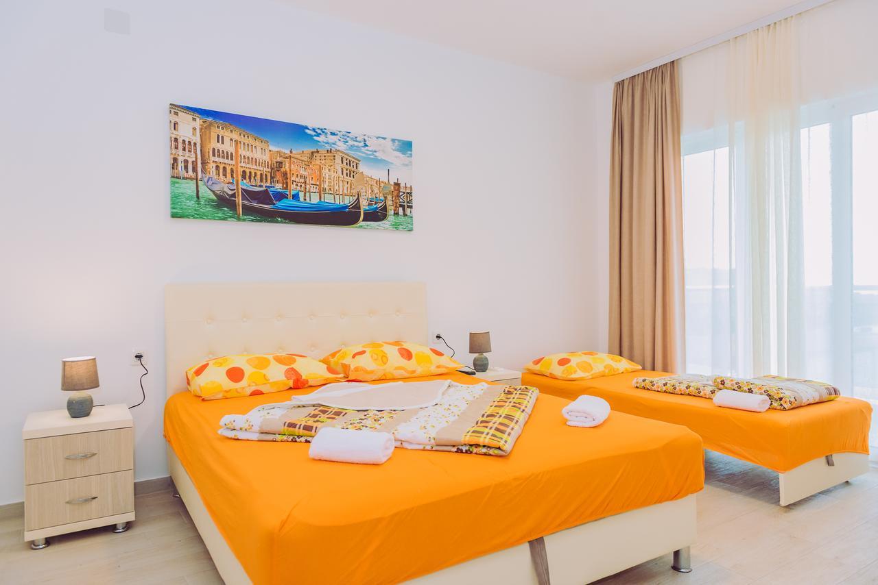 Apartments Krstovic Сутоморе Экстерьер фото