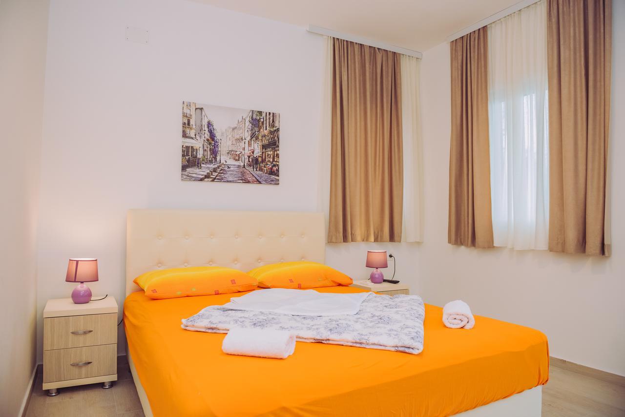 Apartments Krstovic Сутоморе Экстерьер фото