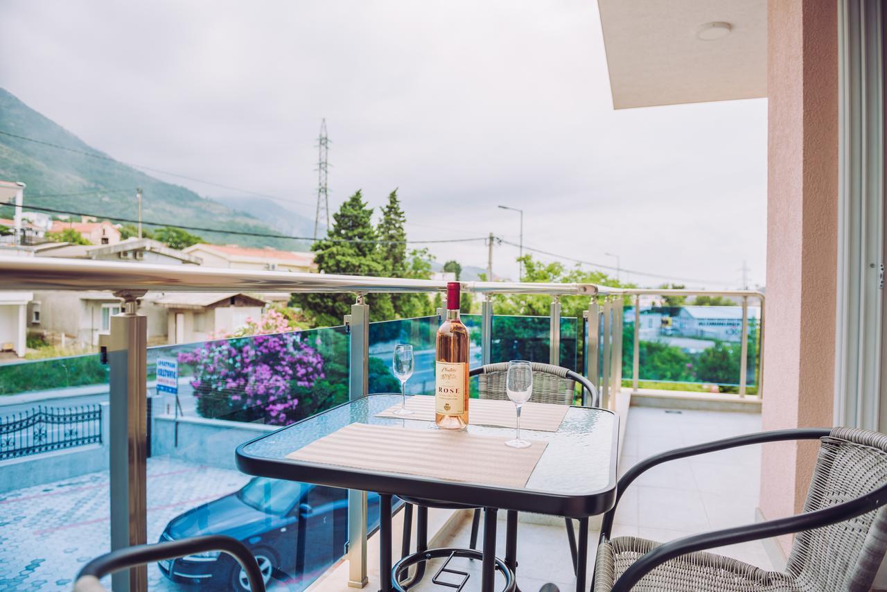 Apartments Krstovic Сутоморе Экстерьер фото
