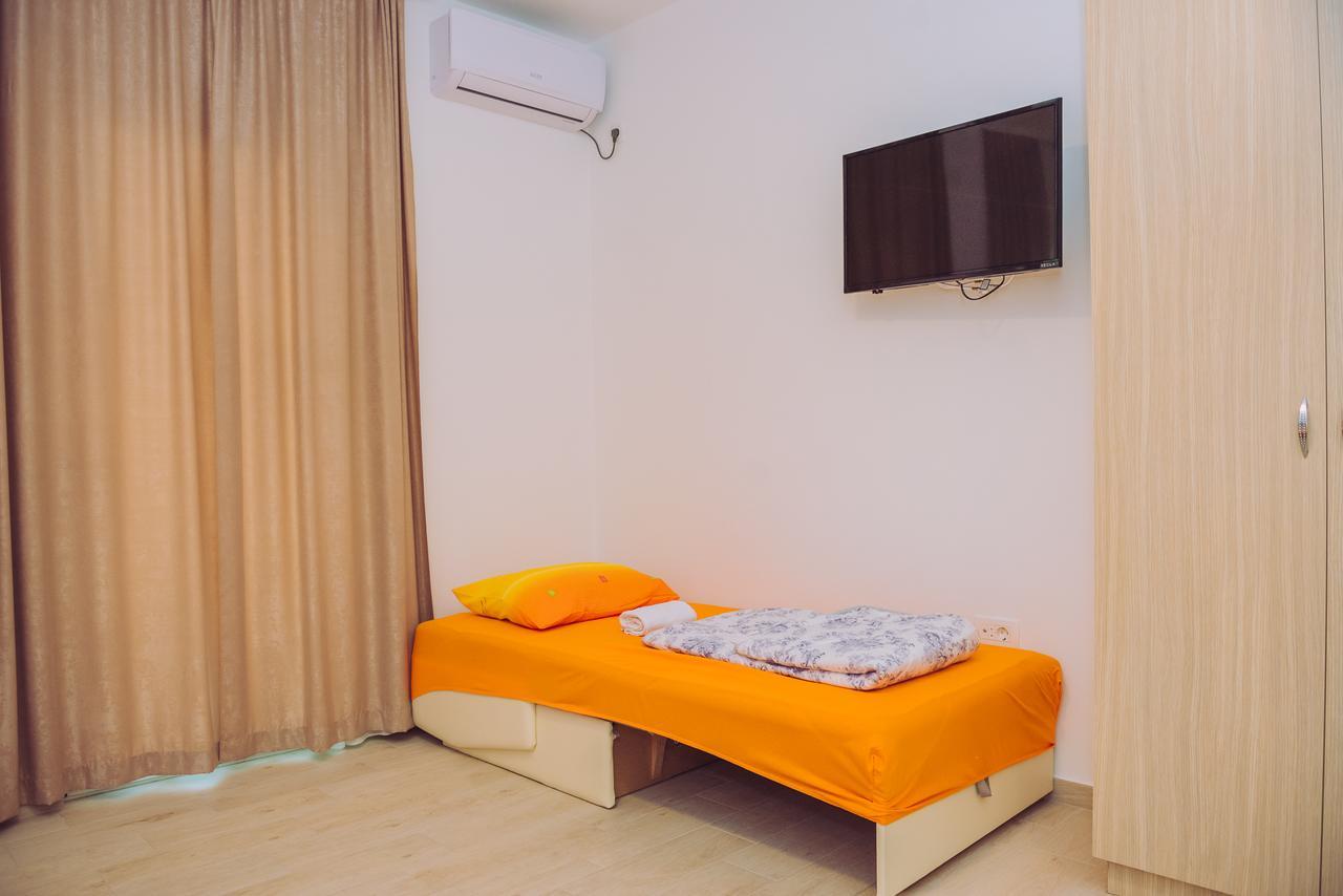 Apartments Krstovic Сутоморе Экстерьер фото