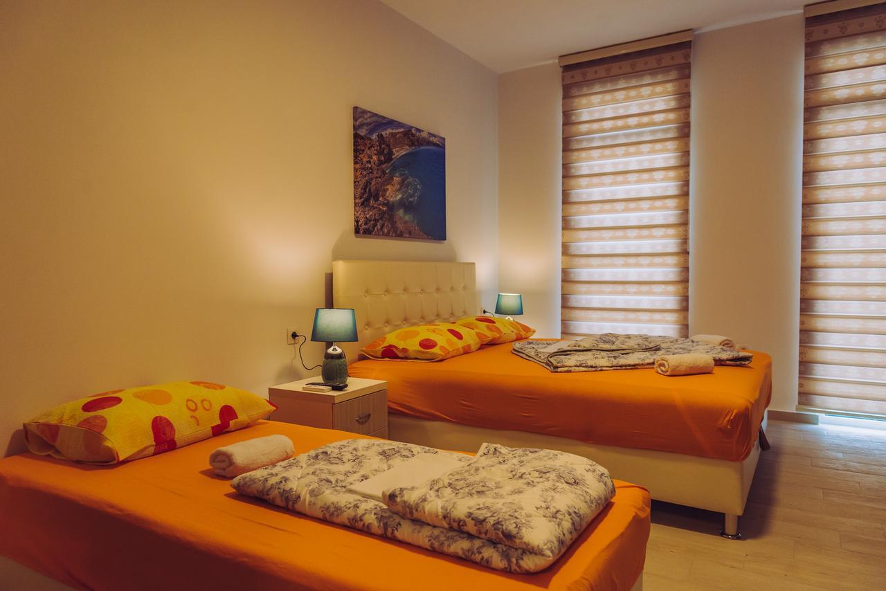 Apartments Krstovic Сутоморе Экстерьер фото